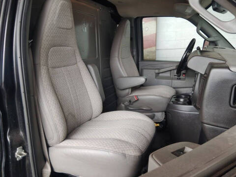 2021 Chevrolet Express 2500