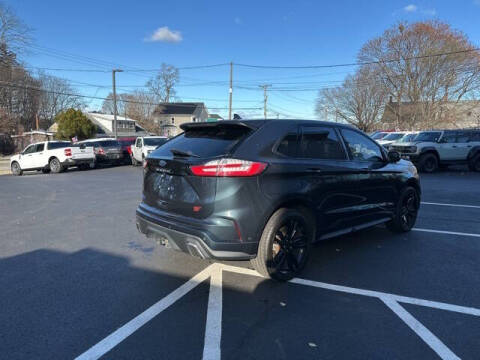 2022 Ford Edge ST