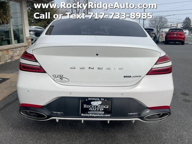 2023 Genesis G70