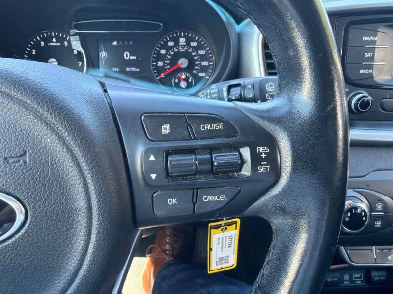 2016 Kia Sorento LX