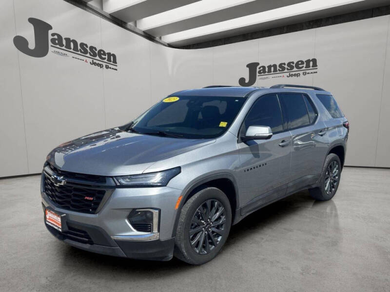 2023 Chevrolet Traverse RS