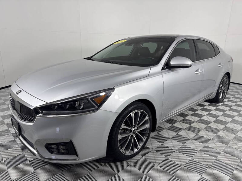 2018 Kia Cadenza Technology