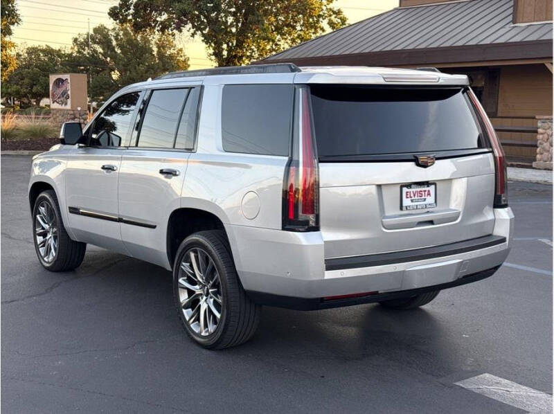 2019 Cadillac Escalade Luxury