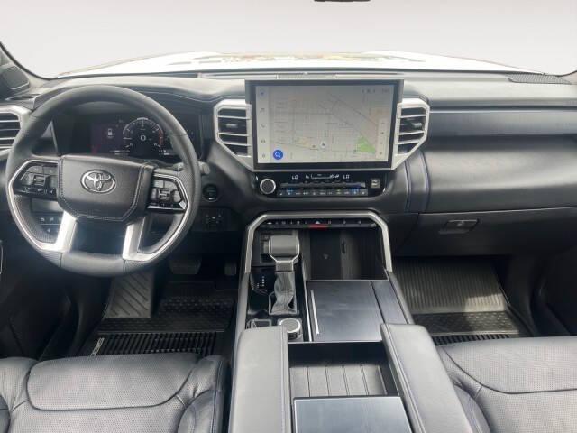 2025 Toyota Sequoia Platinum