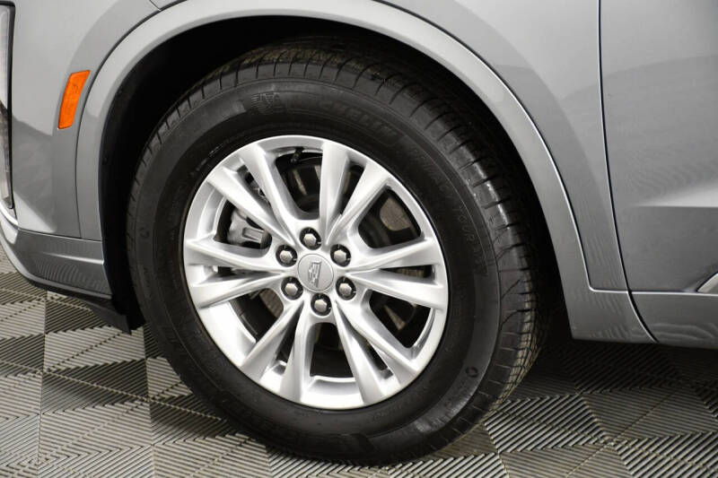2025 Cadillac XT6 Luxury
