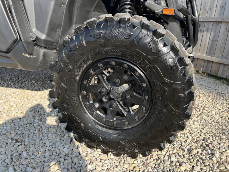 2024 Can-Am MAVERICK X3 RS