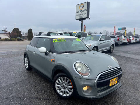 2016 MINI Hardtop 2 Door Cooper
