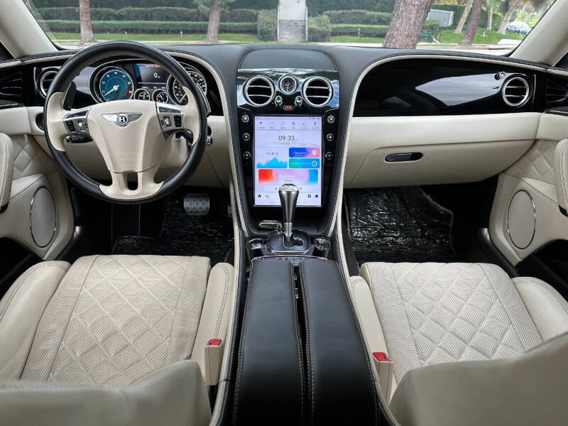 2018 Bentley Flying Spur V8