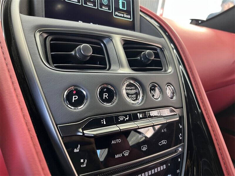 2020 Aston Martin DB11 AMR