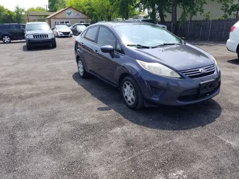 2013 Ford Fiesta for sale at APPROVAL AUTO SALES in Mansfield TX
