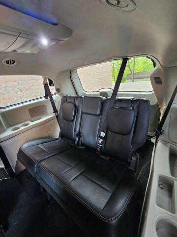 2014 Chrysler Town and Country Touring