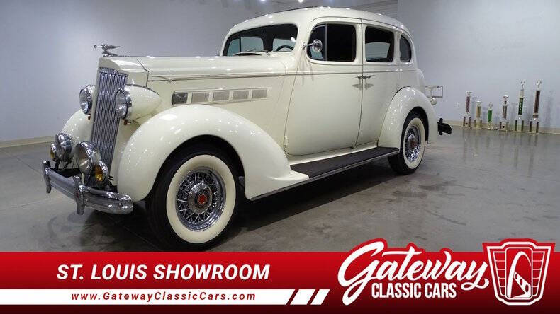 1936 Packard Eight Sedan