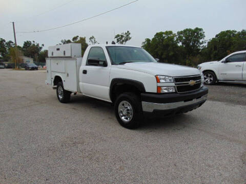 2006 Chevrolet Silverado 2500HD for sale at Ratchet Motorsports in Gibsonton FL