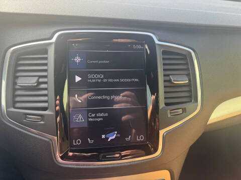 2018 Volvo XC90 T6 Momentum