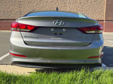 2018 Hyundai Elantra