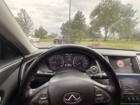 2015 Infiniti Q50