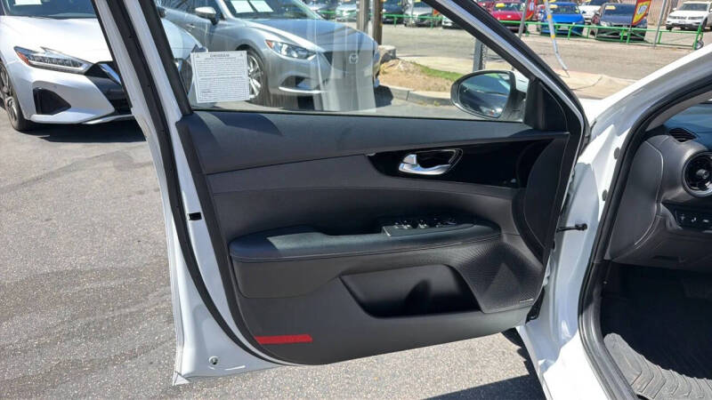 2021 Kia Forte EX