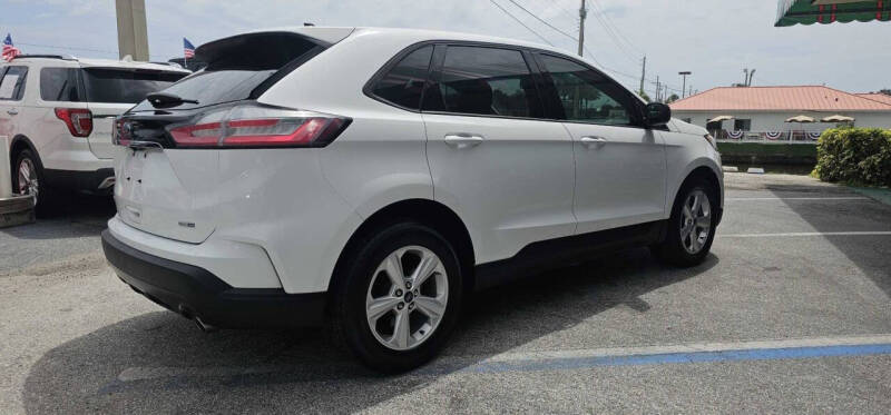 2020 Ford Edge SE