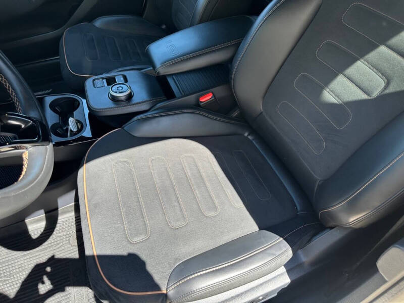 2021 Ford Mustang Mach-E GT