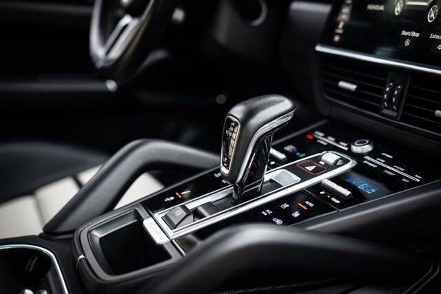 2021 Porsche Cayenne GTS