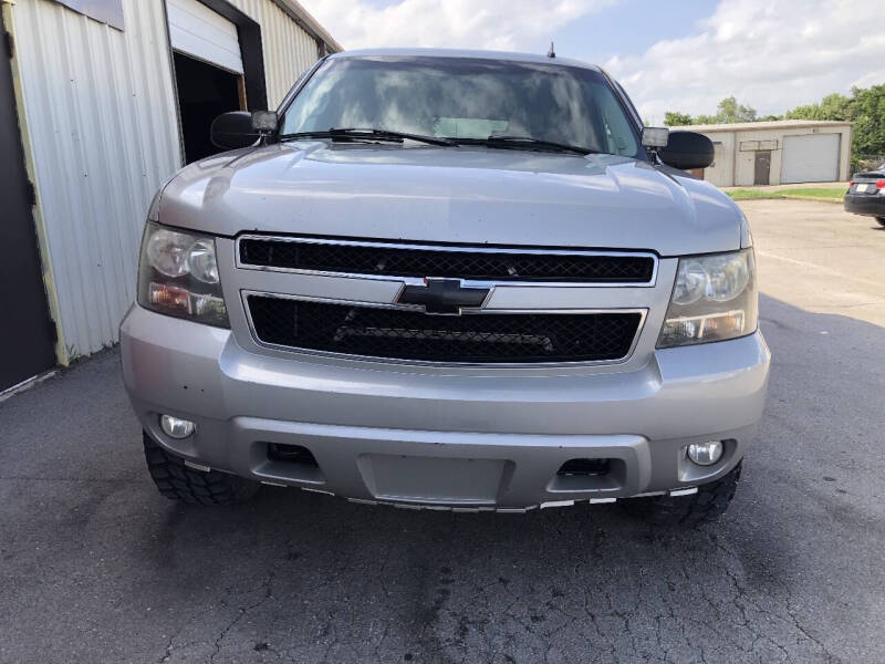 2008 Chevrolet Suburban LTZ