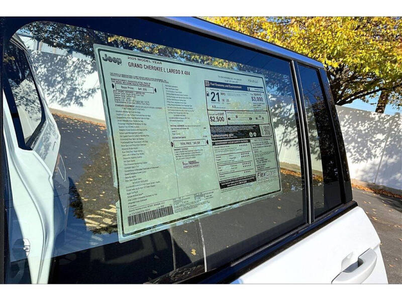 2025 Jeep Grand Cherokee L Laredo X