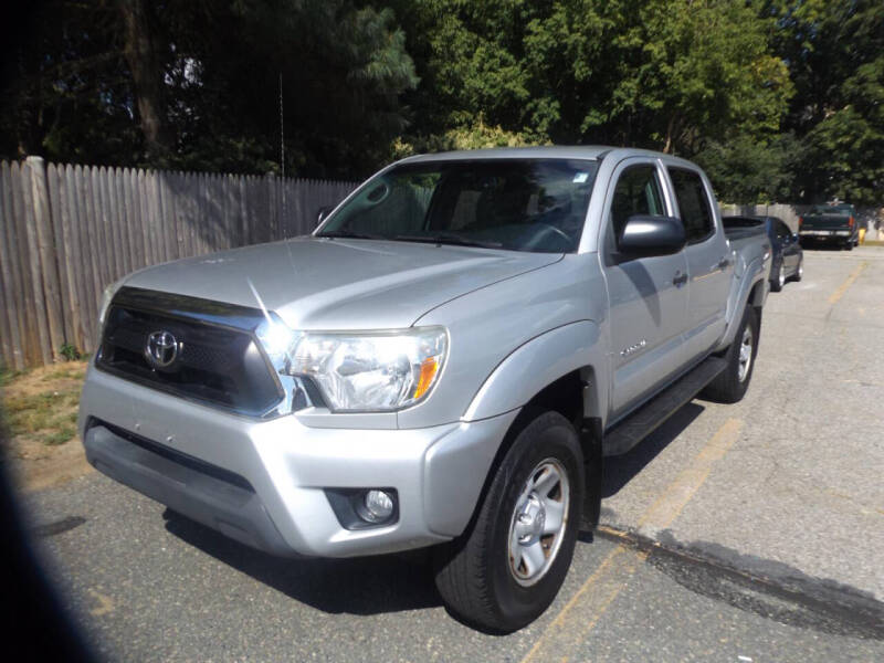 2013 Toyota Tacoma Base's photo