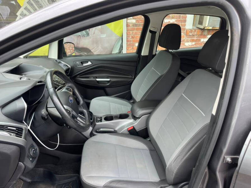 2013 Ford C-MAX Hybrid SE