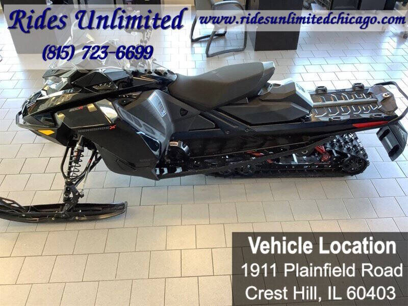 2022 Ski-Doo Renegade X