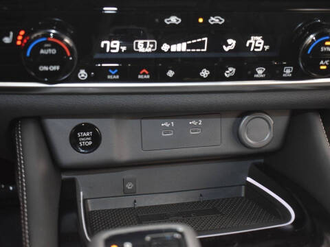 2025 Nissan Rogue Platinum