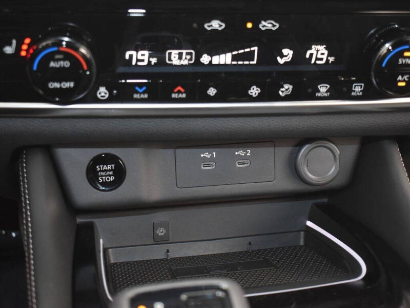 2025 Nissan Rogue Platinum