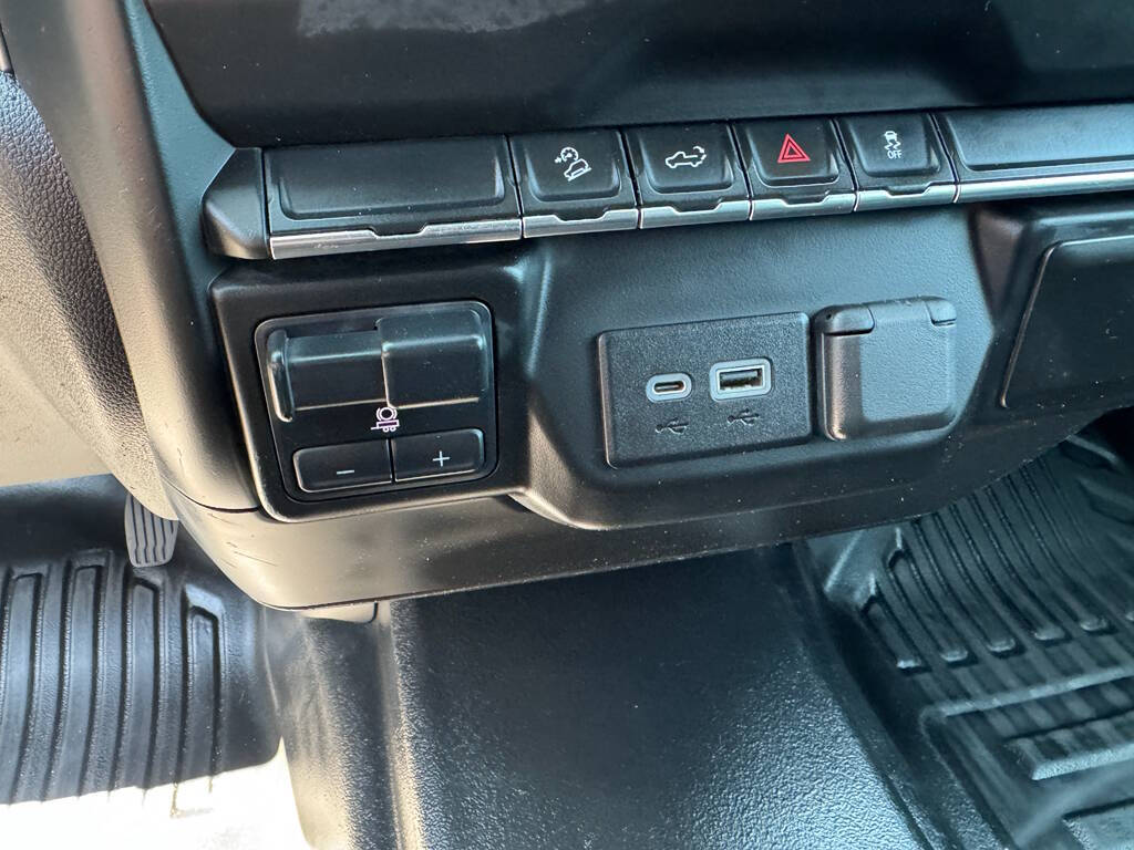 2021 Chevrolet Silverado 3500HD 19