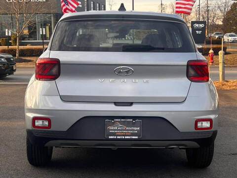 2021 Hyundai Venue SE