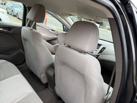 2017 Chevrolet Cruze LS Auto