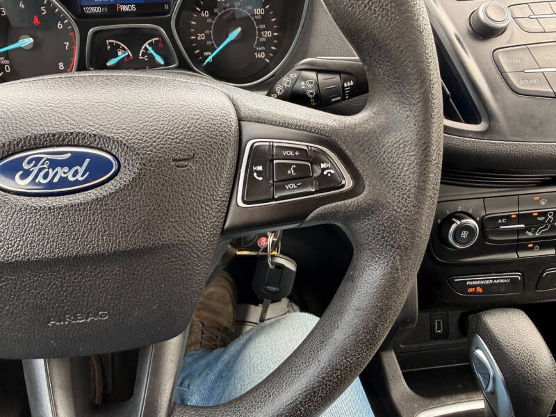 2019 Ford Escape S