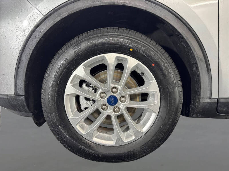 2021 Ford Escape Hybrid SE