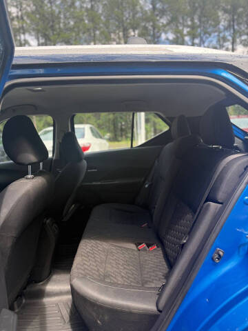 2023 Nissan Kicks SV