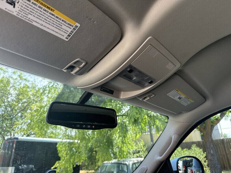 2012 Chevrolet Avalanche LS