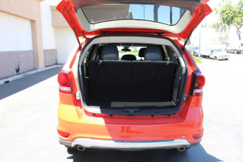 2018 Dodge Journey Crossroad