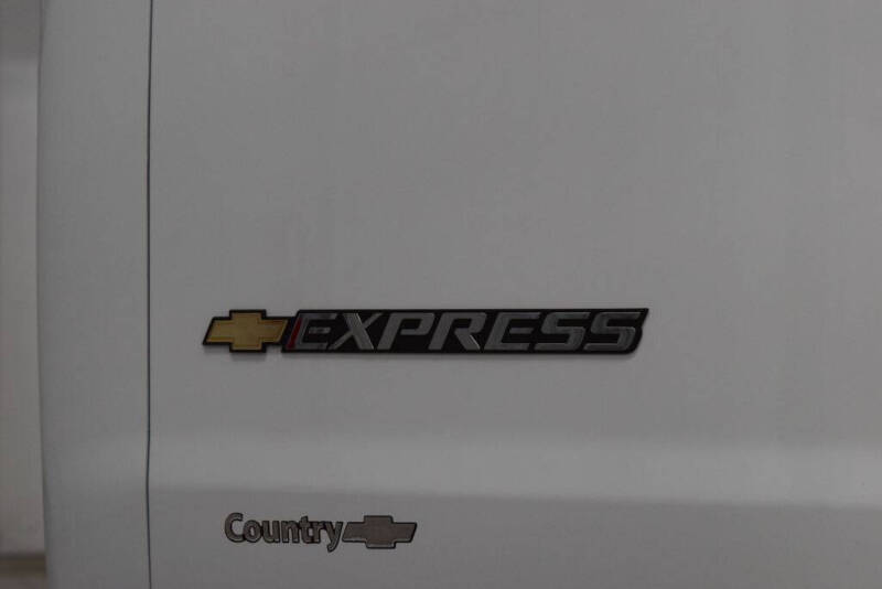 2026 Chevrolet Express LS 3500