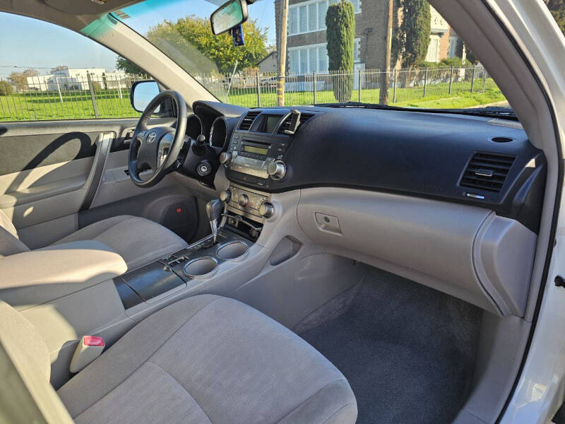 2008 Toyota Highlander Sport