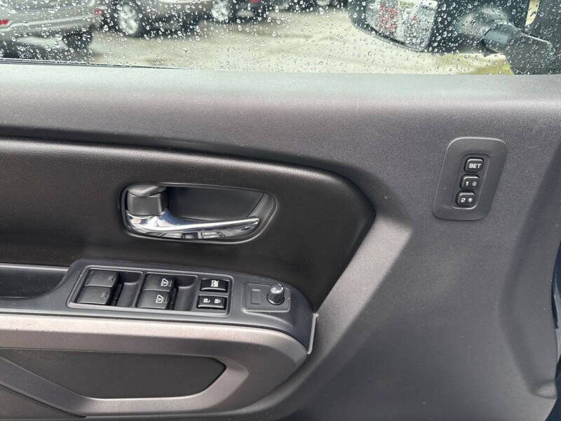 2015 Nissan Titan