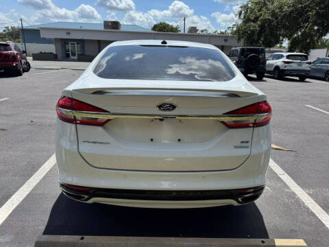 2017 Ford Fusion SE