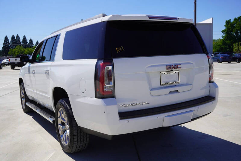 2019 GMC Yukon XL SLT Standard Edition