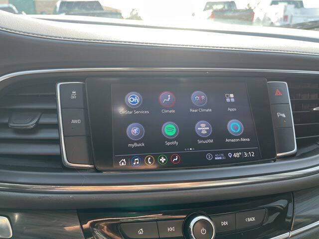 2021 Buick Enclave Essence