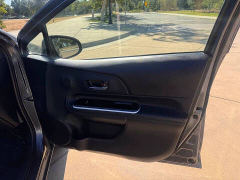 2015 Toyota Prius c