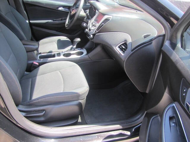 2017 Chevrolet Cruze LS Auto