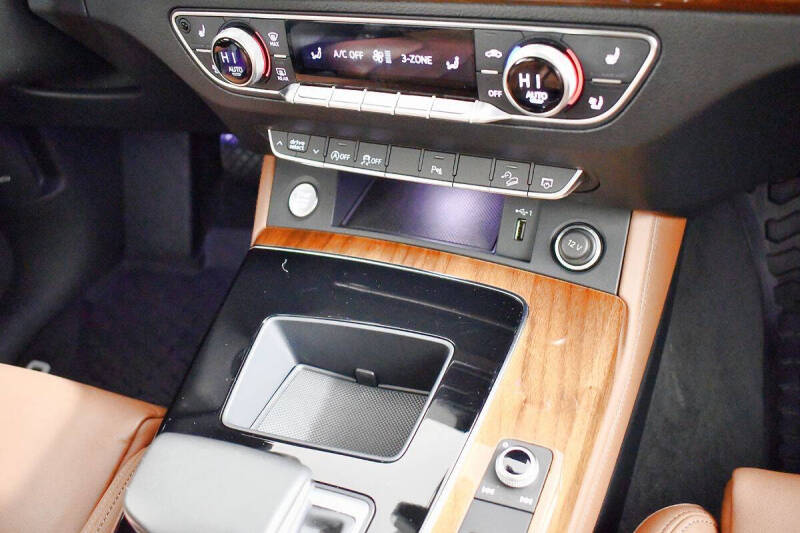 2022 Audi Q5 quattro S line Prem Plus 45 TFSI