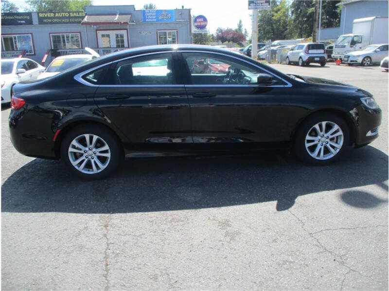 2015 Chrysler 200 Limited