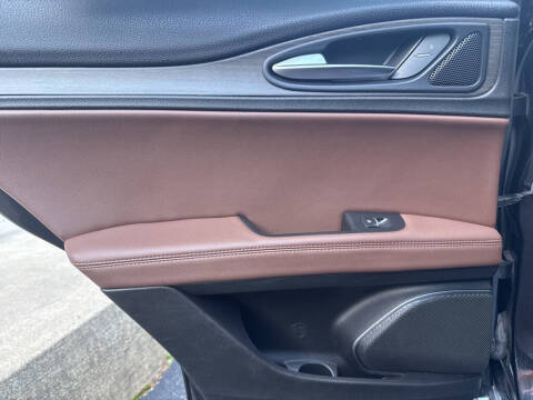 2020 Alfa Romeo Stelvio Ti